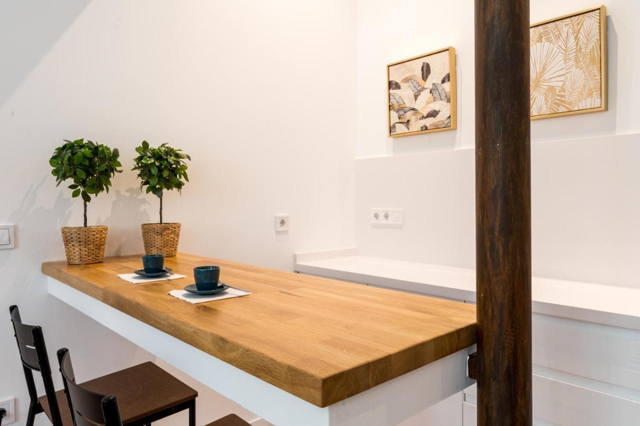 Puerta Real Home Apartment 1 세비야 외부 사진